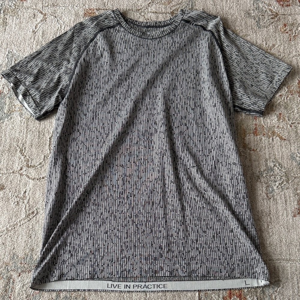 Lululemon Athletica Gray Micro-Pattern Short-Slee… - image 1